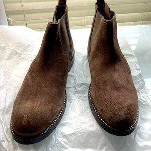 Mens size 13 M Clark’s Beige Chelsea Boot